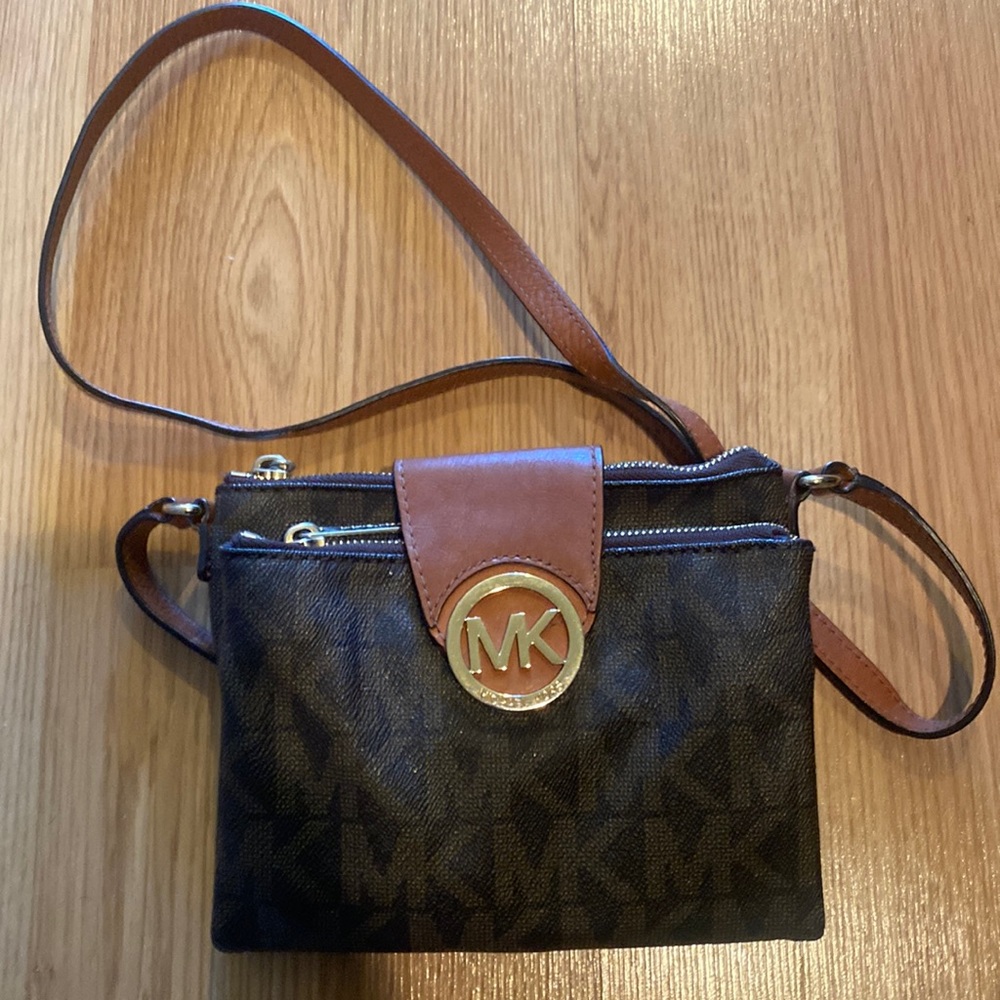 MICHAEL KORS cross body bag